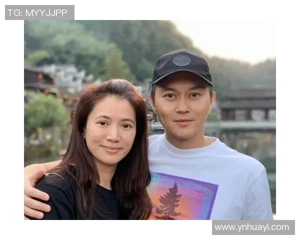 足球明星们的甜蜜瞬间与花痴表情大集合精彩图片分享