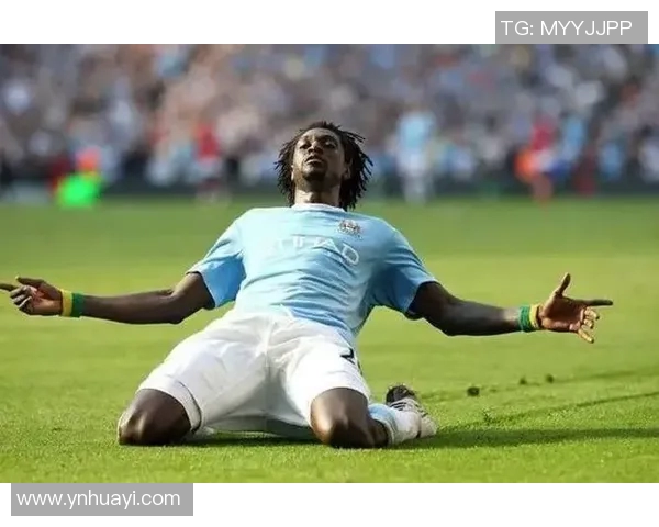 优雅滑跪的足球明星是谁他在赛场上的表现引发了怎样的热议